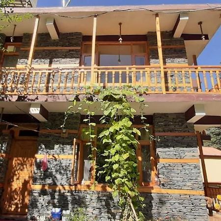 شقة The Himalayan Heaven Jibhi المظهر الخارجي الصورة
